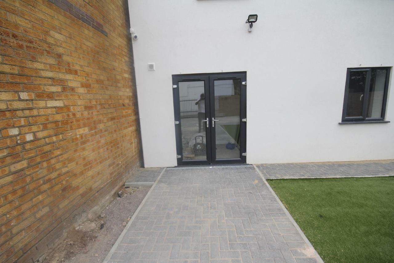 Holden Court Apartments - Apt 3 West Drayton  Exterior foto